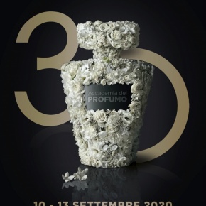 PROFUMO 30 ANNI DI EMOZIONI